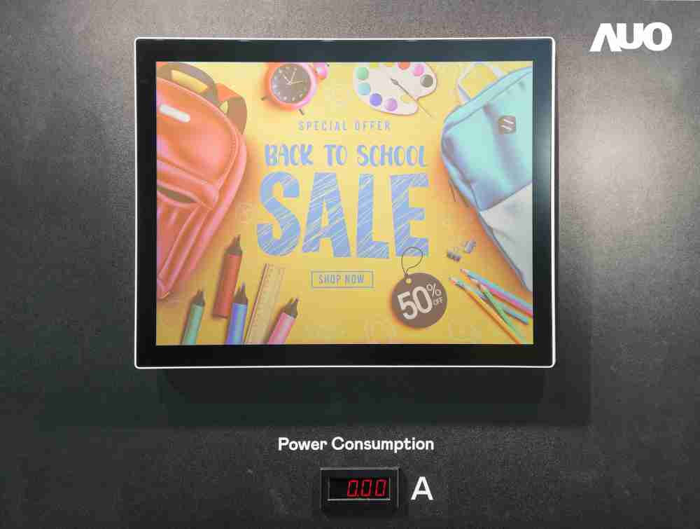 优游UB8展示胆固醇液晶超低耗能户外全彩显示器，，，，ChLC（胆固醇液晶）以双稳态技术使静态显示零功耗，，具省电、、、高彩度、、、环保的特性，，还整合软硬件系统解决方案，，可透过单一云端平台管理